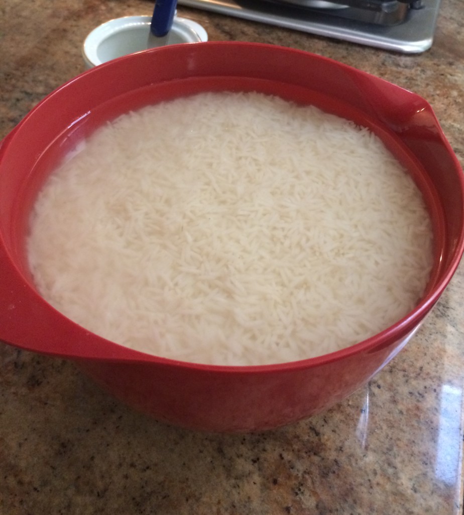 Tacheen rice soaking