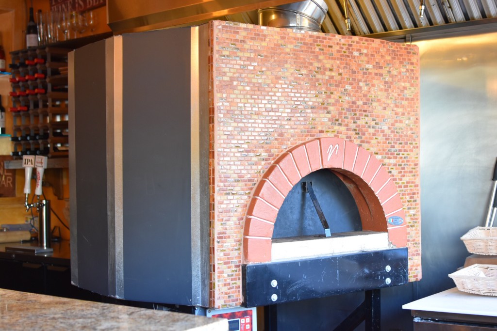 Brick oven for house-made bread; beer and wine on side | BeatsEats.com