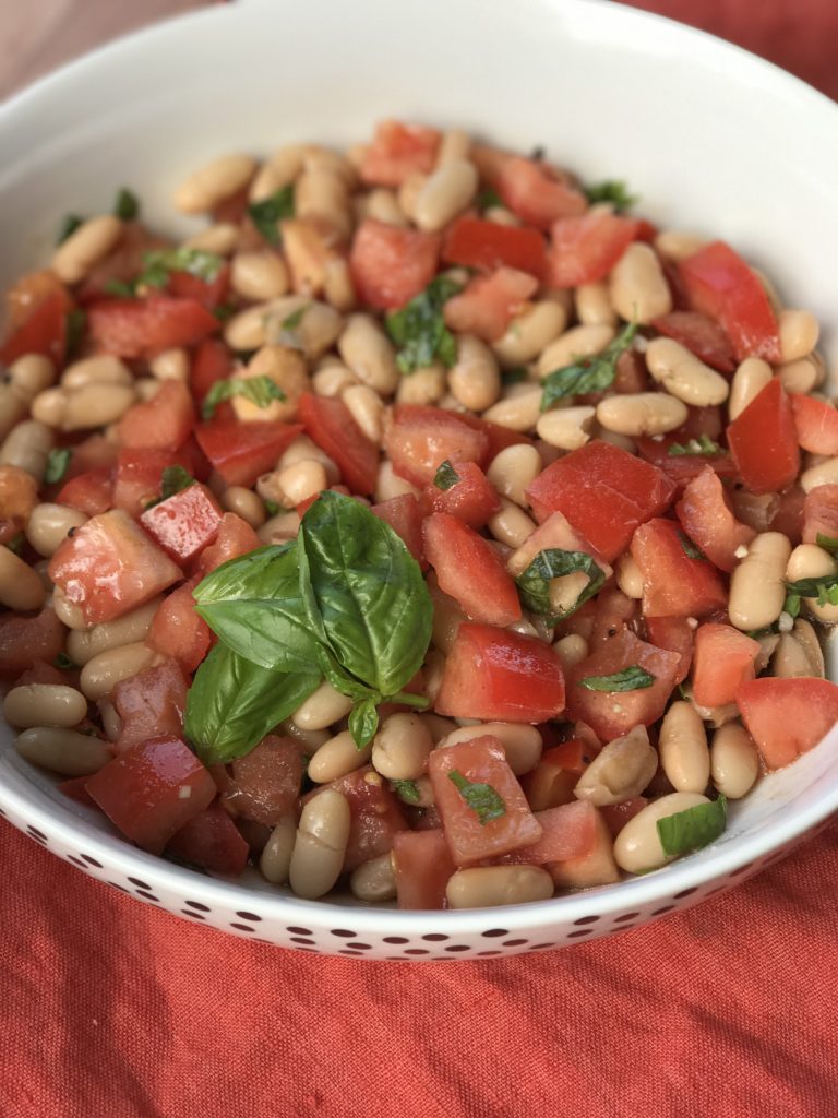 tomato and white bean salad | BeatsEats.com